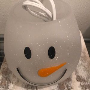 Scentsy Frosty Glow warmer